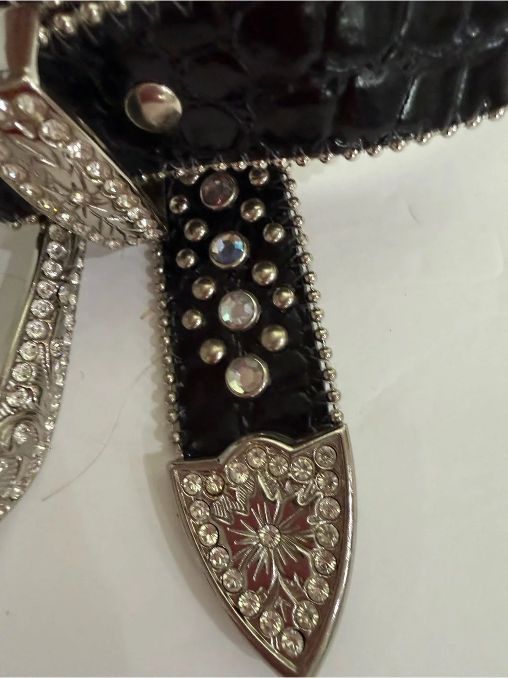 Black & Silver Leather Belt SZ M Sequin Studded Rhinestones Crosses Buckle